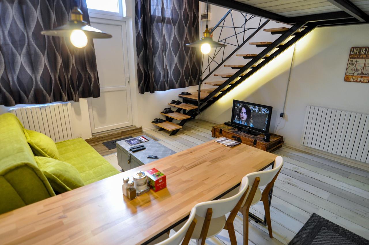 Old Town Studio Loft Apartment Sarajevo Luaran gambar