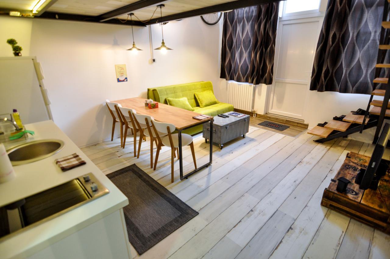 Old Town Studio Loft Apartment Sarajevo Luaran gambar